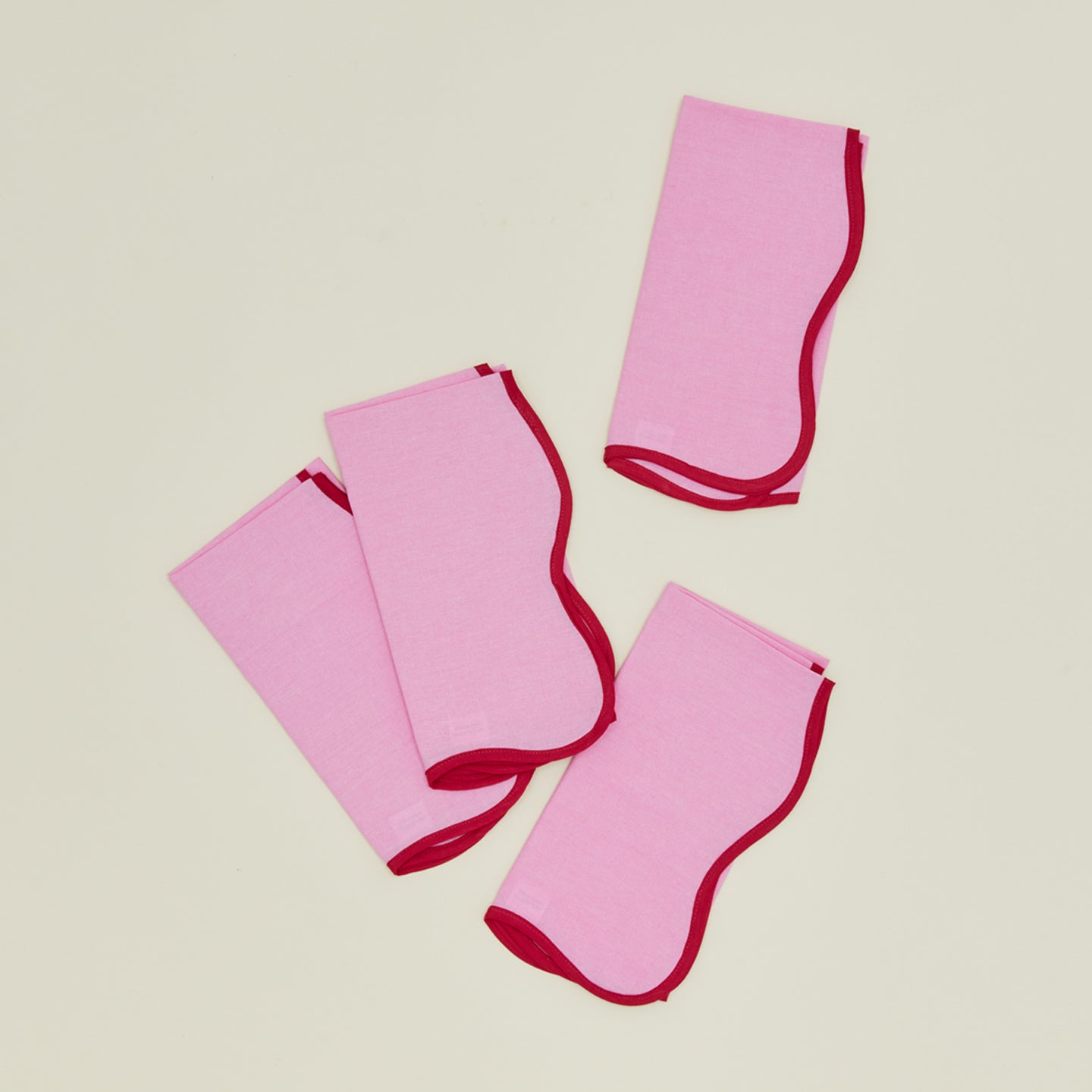 Modafleur scalloped napkin in shrimp set of 4
